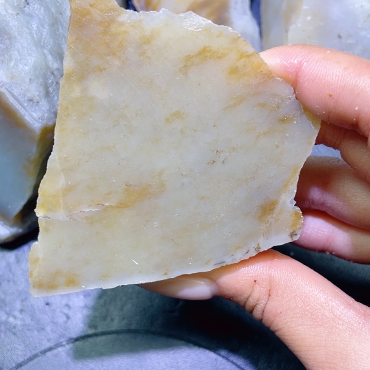 和田玉未镶嵌珠宝半成品