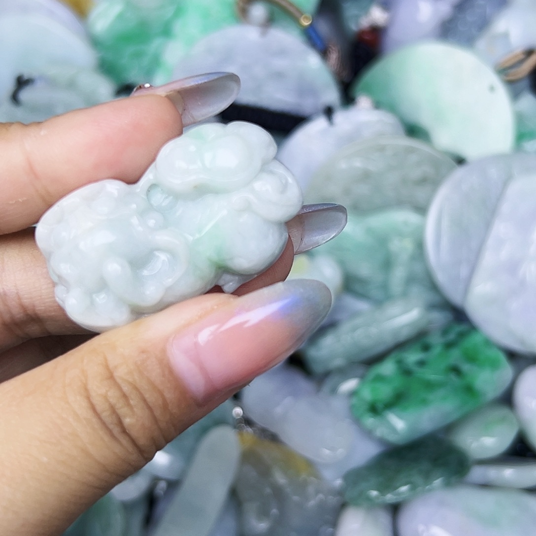 浪***涯翡翠未镶嵌吊坠(不含链)111