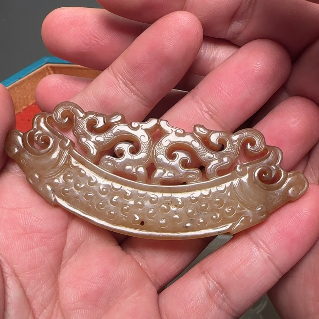 和田玉挂件未镶嵌金*