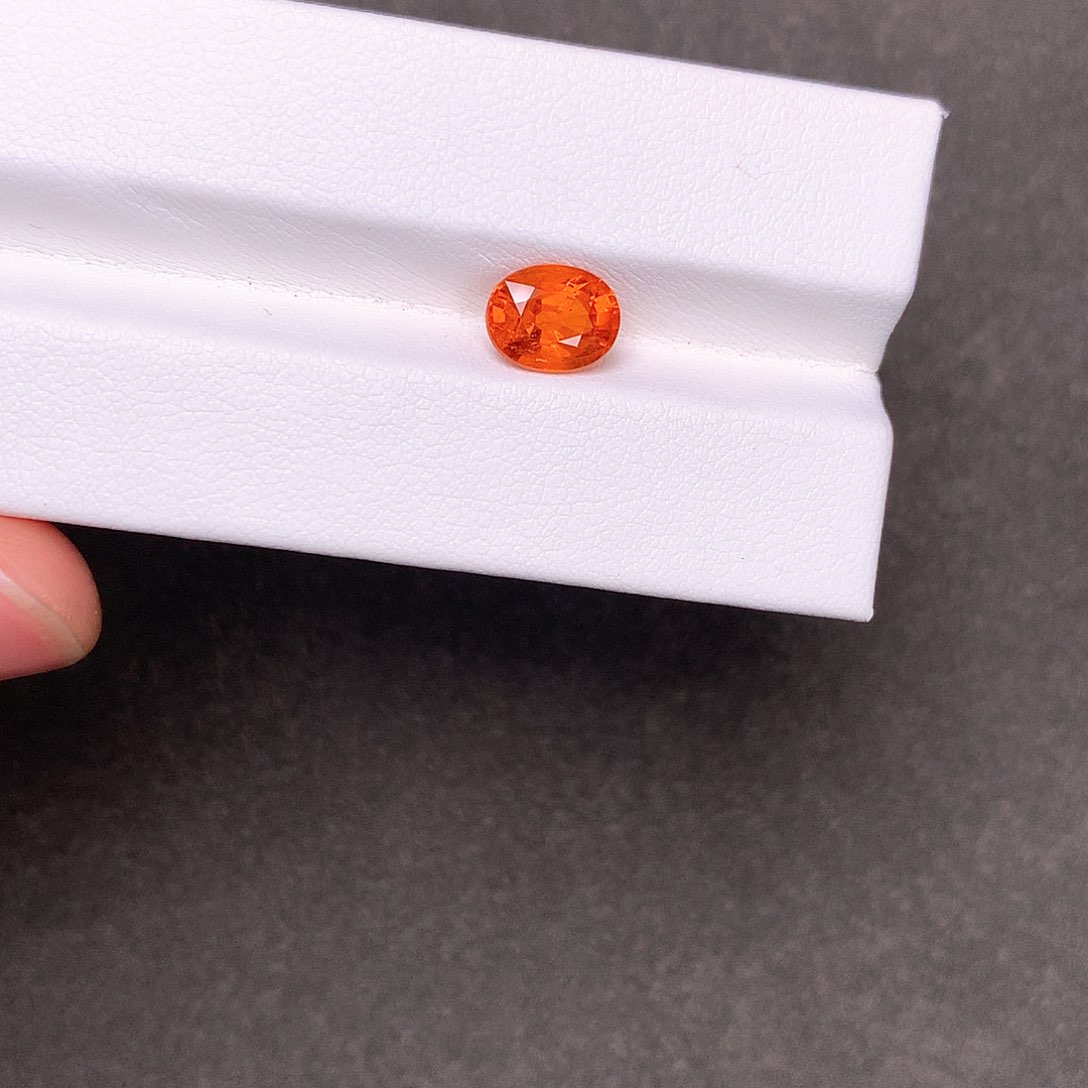 石榴石珠宝半成品未镶嵌芬达石2.28