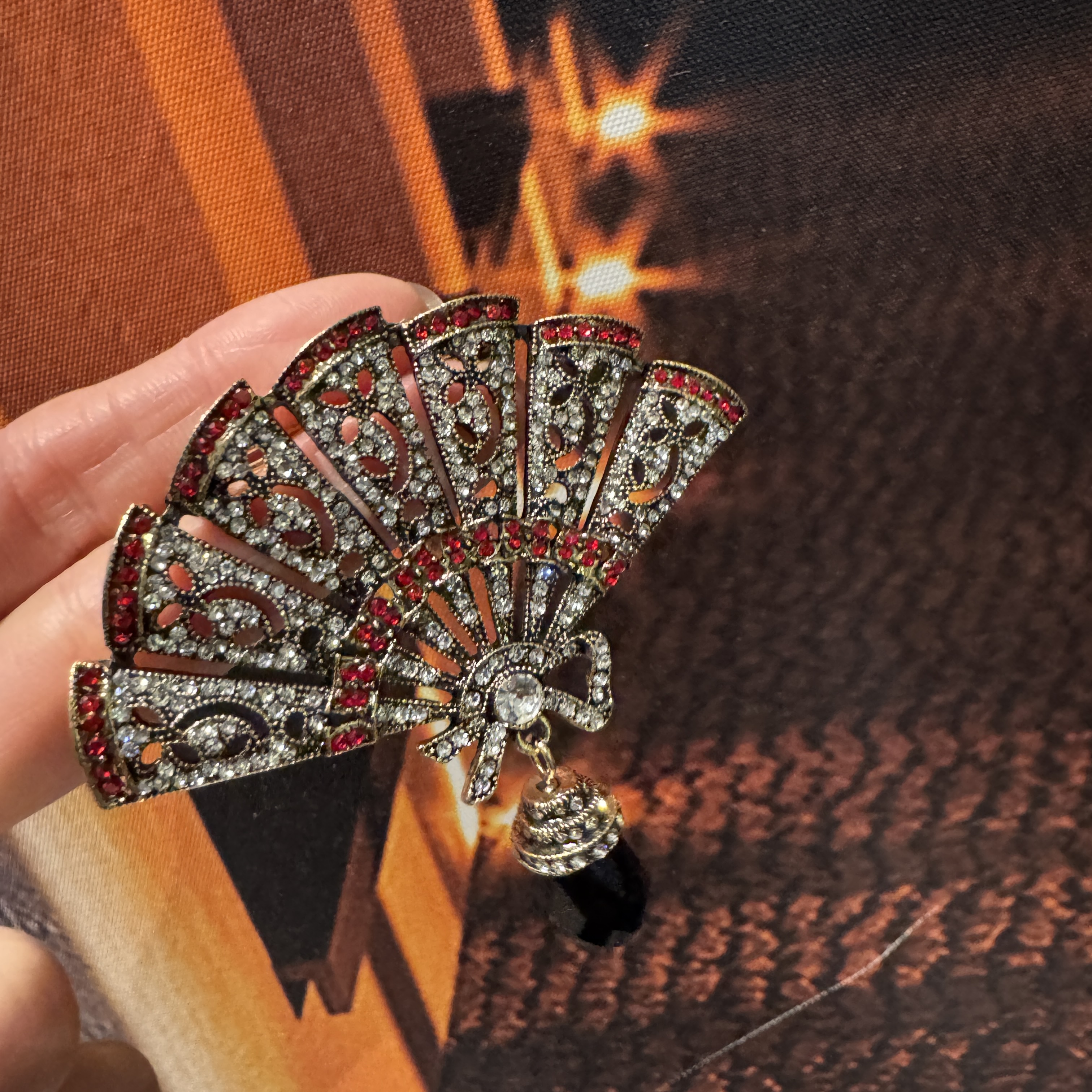 新款专场满钻国风扇子别针皇冠配饰B60