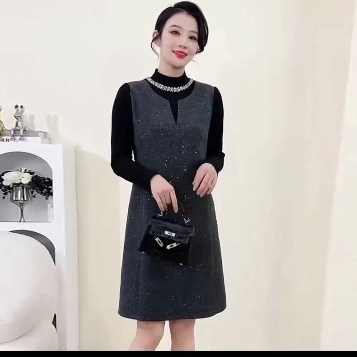 【Y3579】小香风领口钉珠亮丝背心裙气质中长打底裙