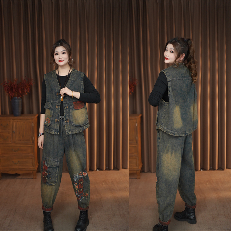 2025春季新款民族风牛仔套装女式复古时尚宽松无袖马夹刺绣哈伦裤