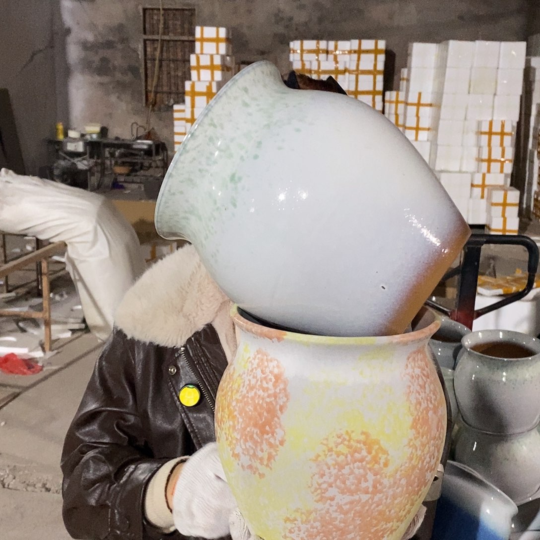 瑕疵15/20；颜色随机