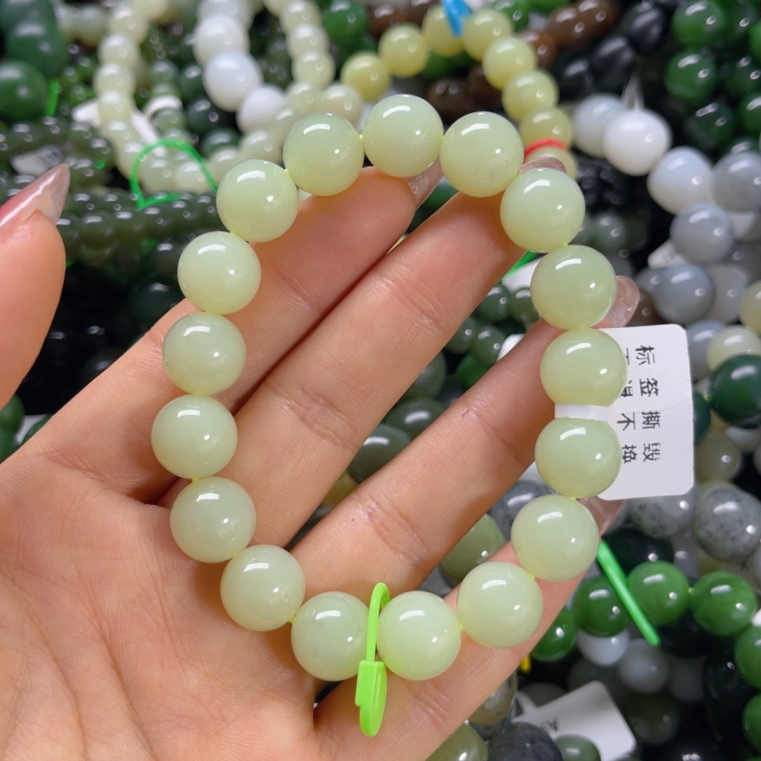 未镶嵌手链和田玉