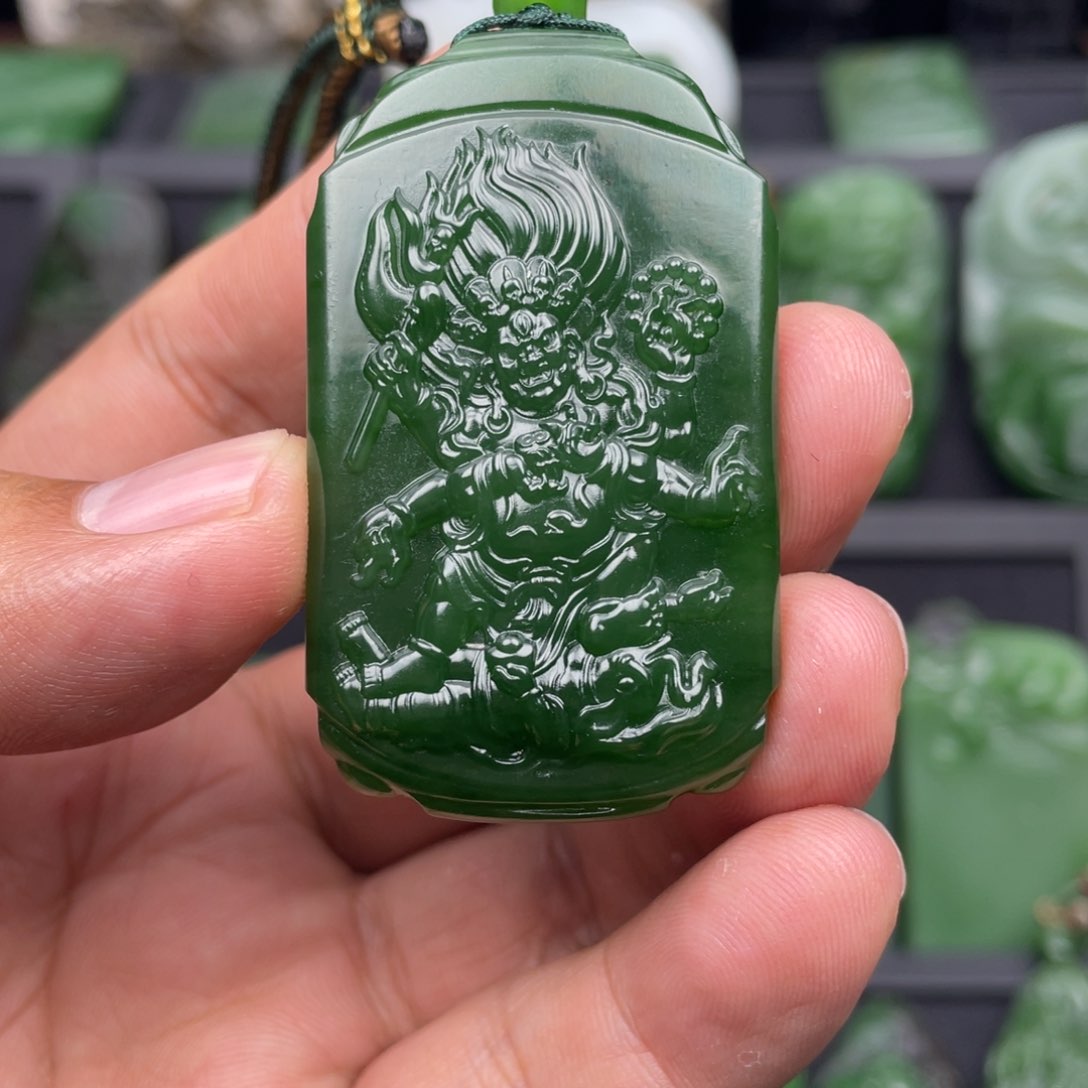 和田玉颈饰未镶嵌海**川