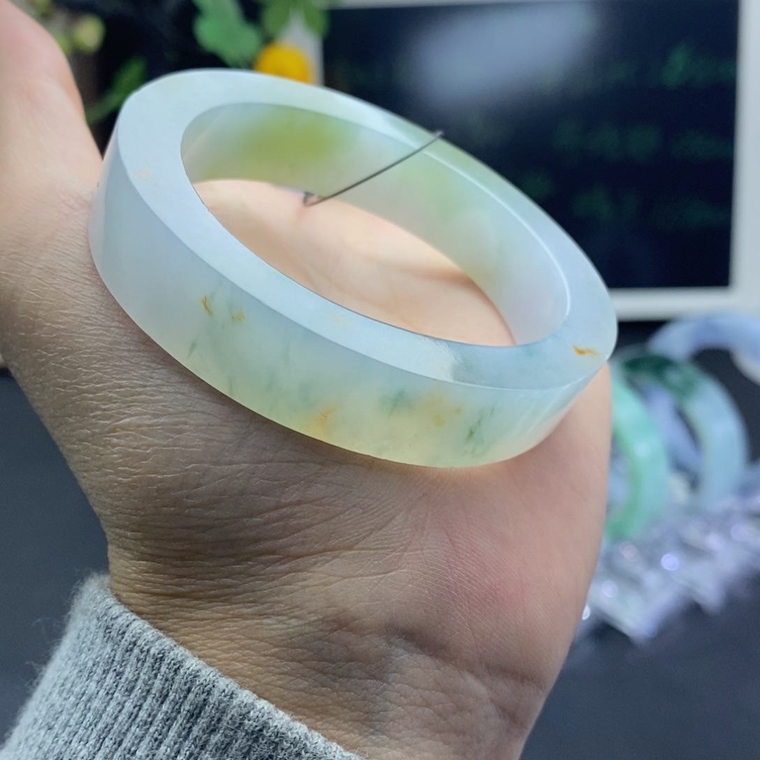 定制翡翠翡翠手镯未镶嵌