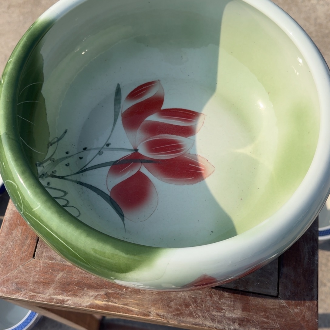 瓷片直径32厘米高度14厘米