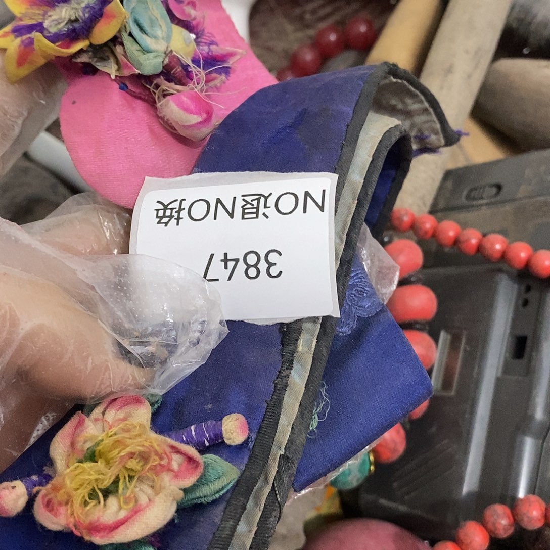 幽***哥瓷片3847号工艺品