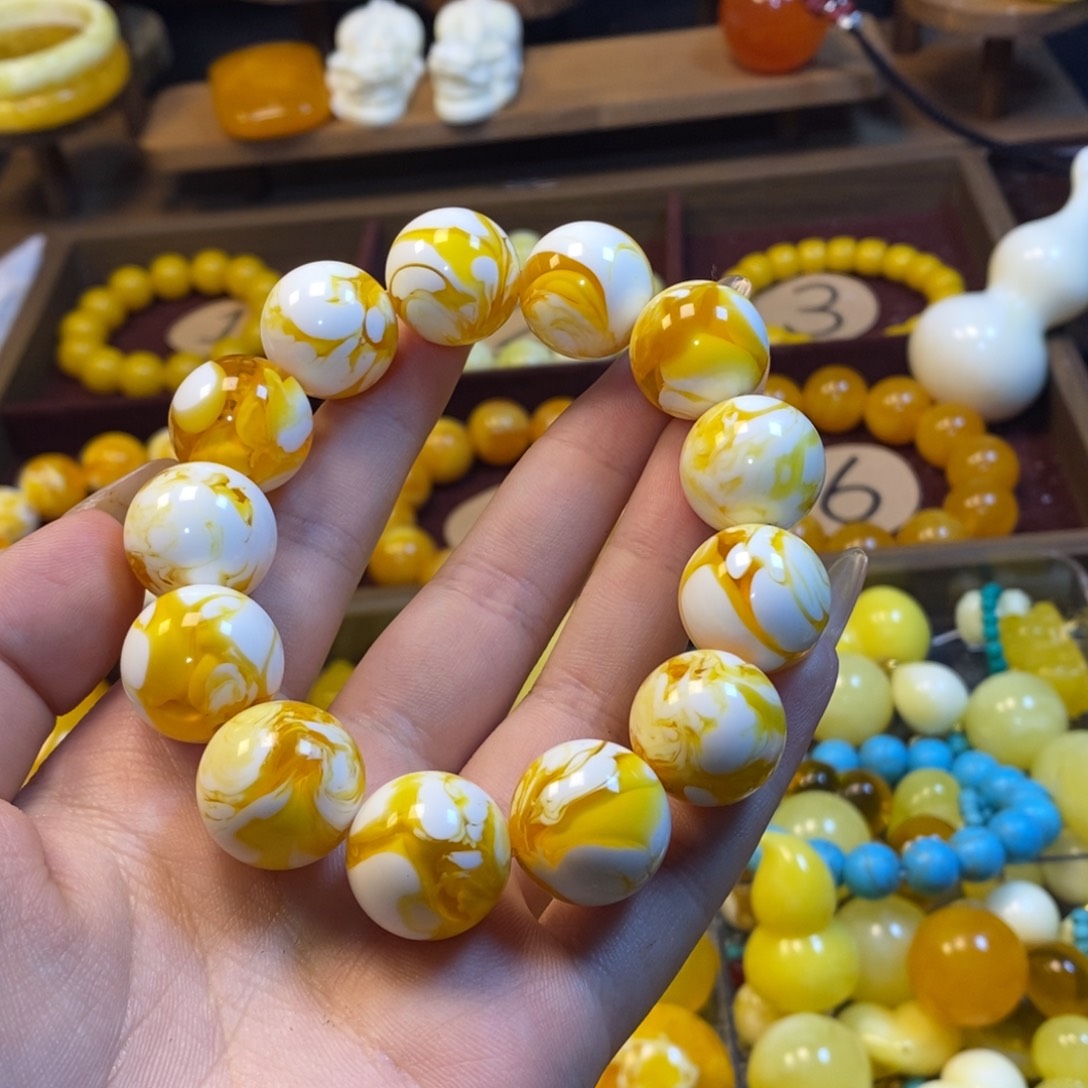 用***0溶洞妖花卡18手串一条