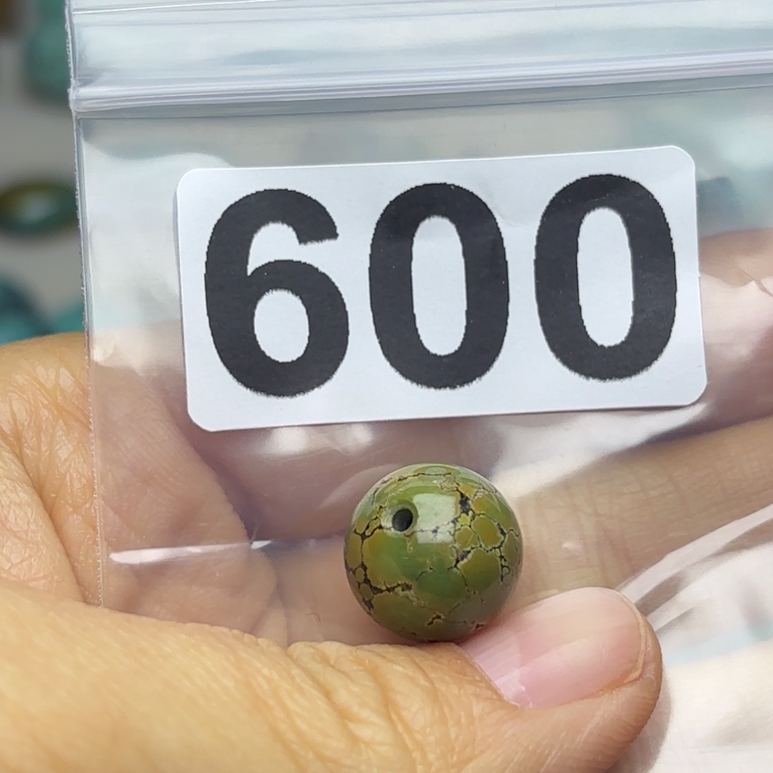 林***枫绿松石未镶嵌珠宝奇石