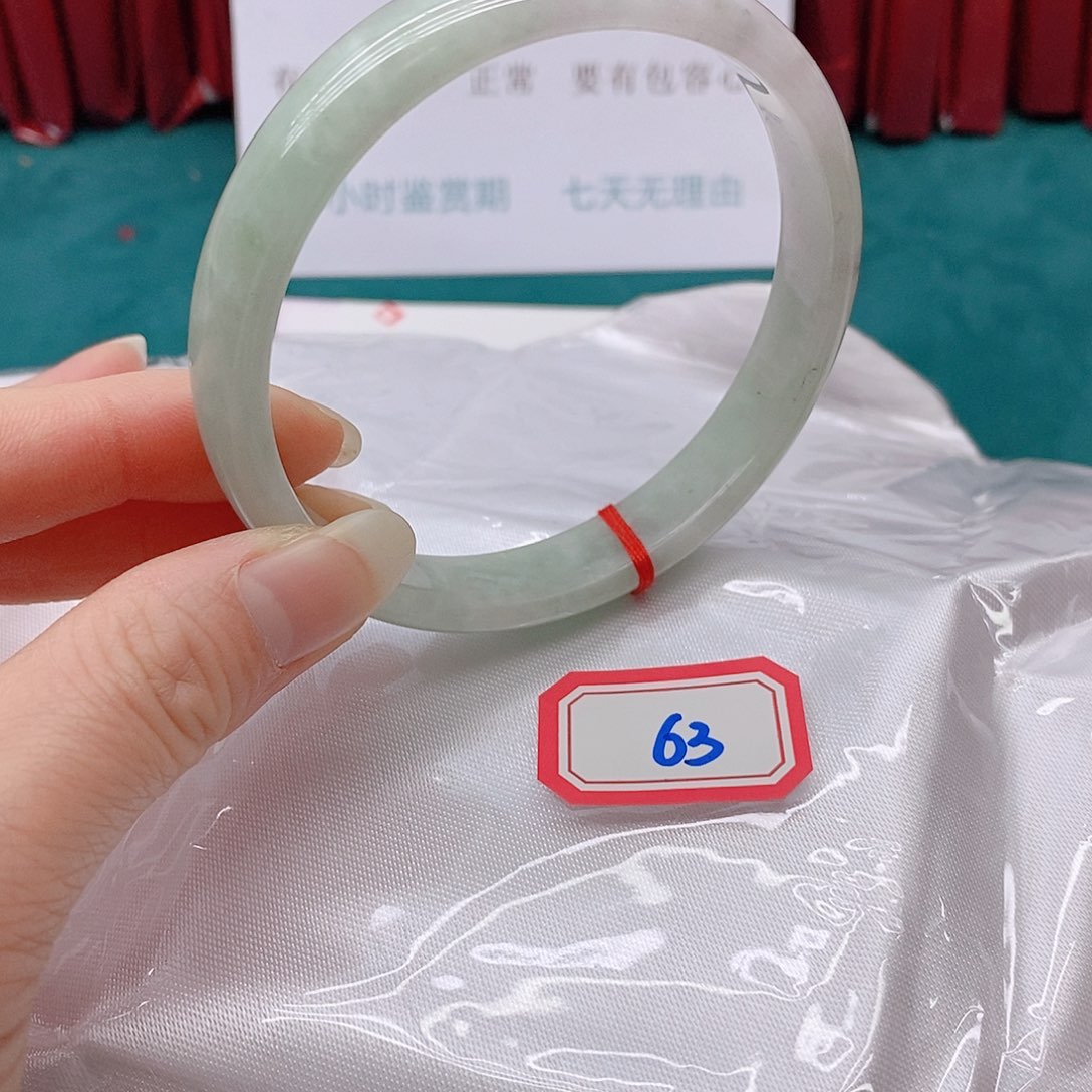 翡翠手镯未镶嵌s****e633333333