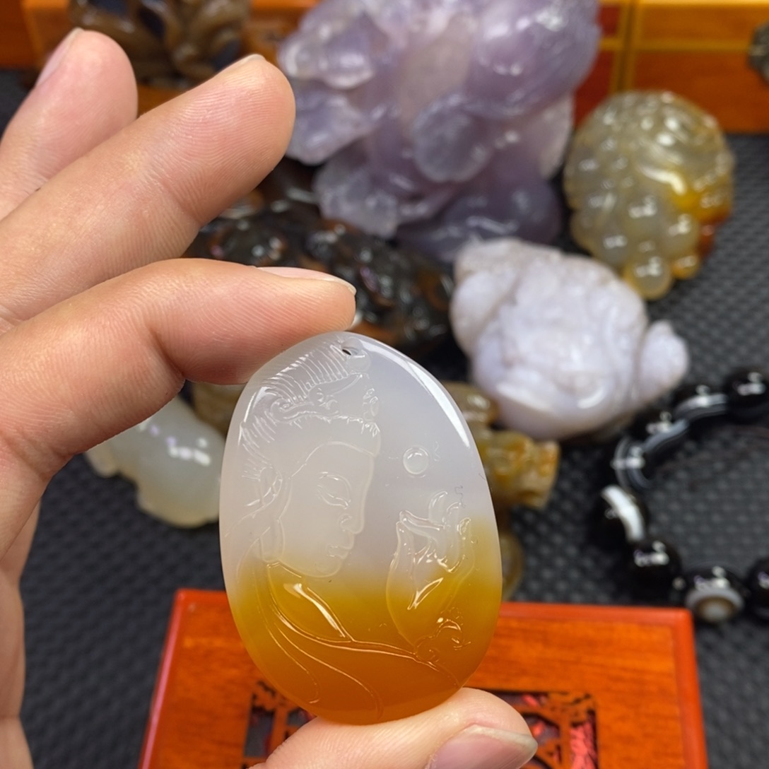 玛瑙/玉髓手把件未镶嵌惠*