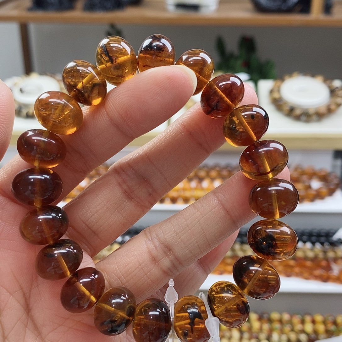 未镶嵌琥珀裸石琥珀13