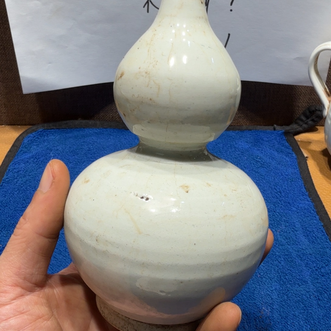 陶其他漂亮的小瓷瓶子
