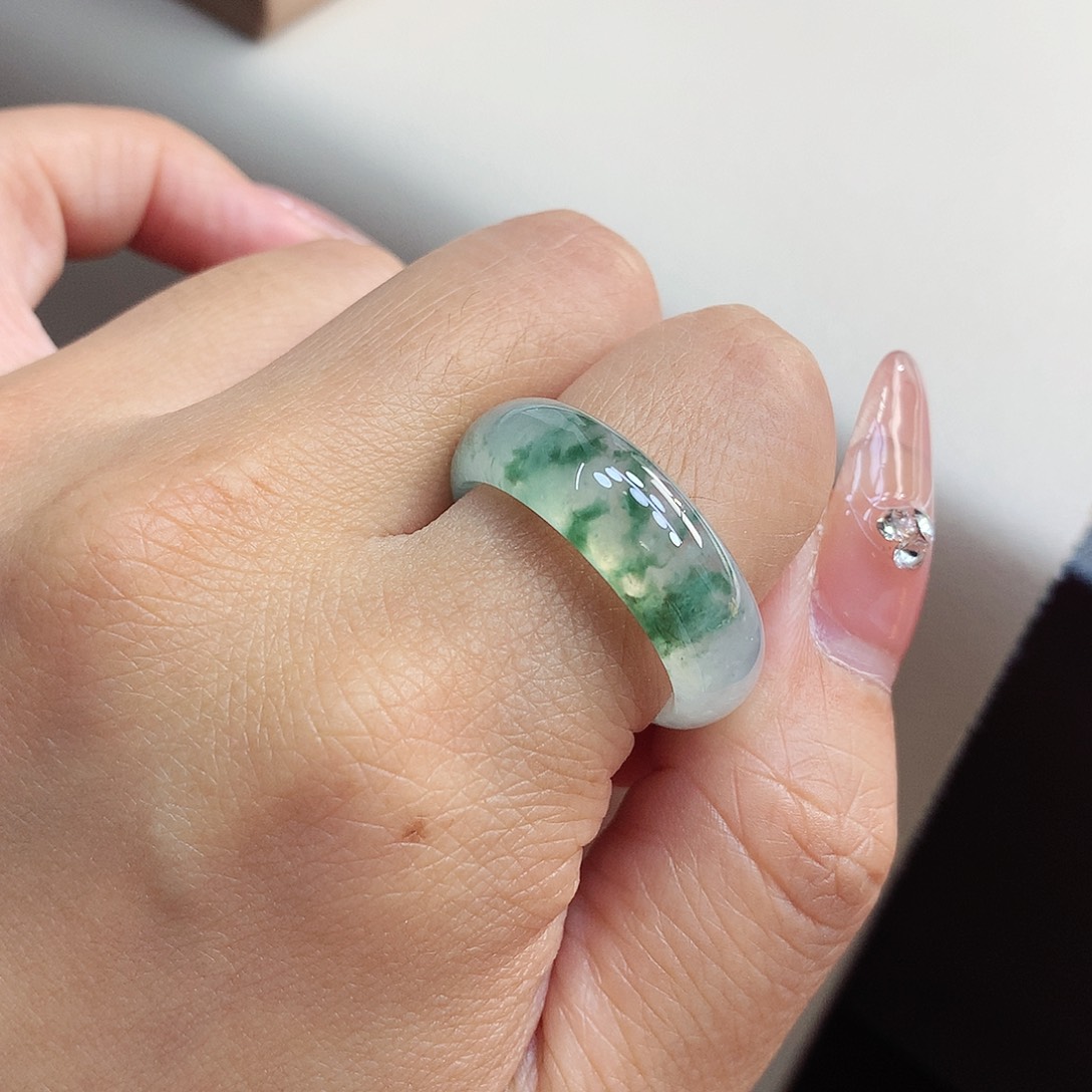 翡翠未镶嵌戒指23号