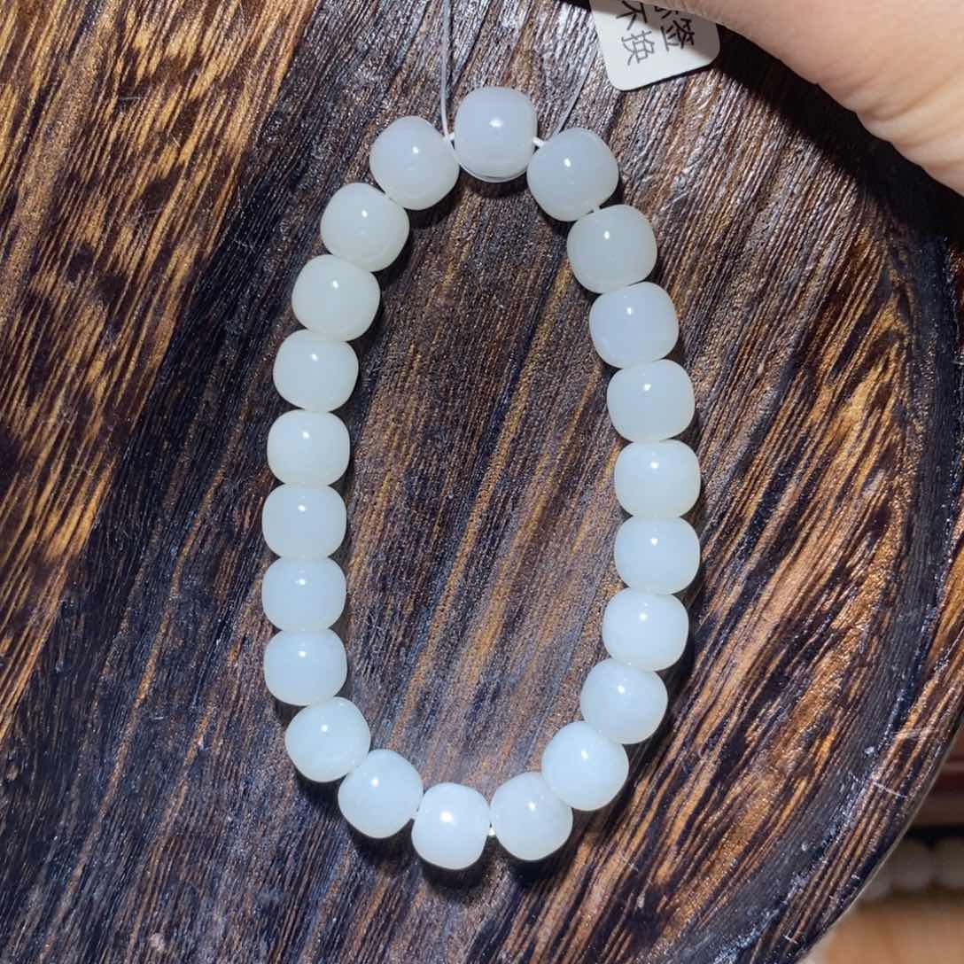 和田玉手串未镶嵌卡10老型微瑕