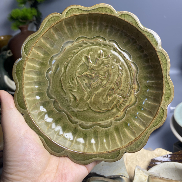 陕西耀州窑龙纹花口洗