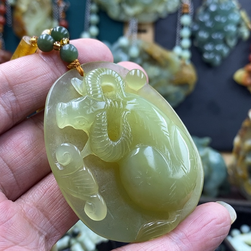 【闪购商品】未镶嵌岫玉吊坠