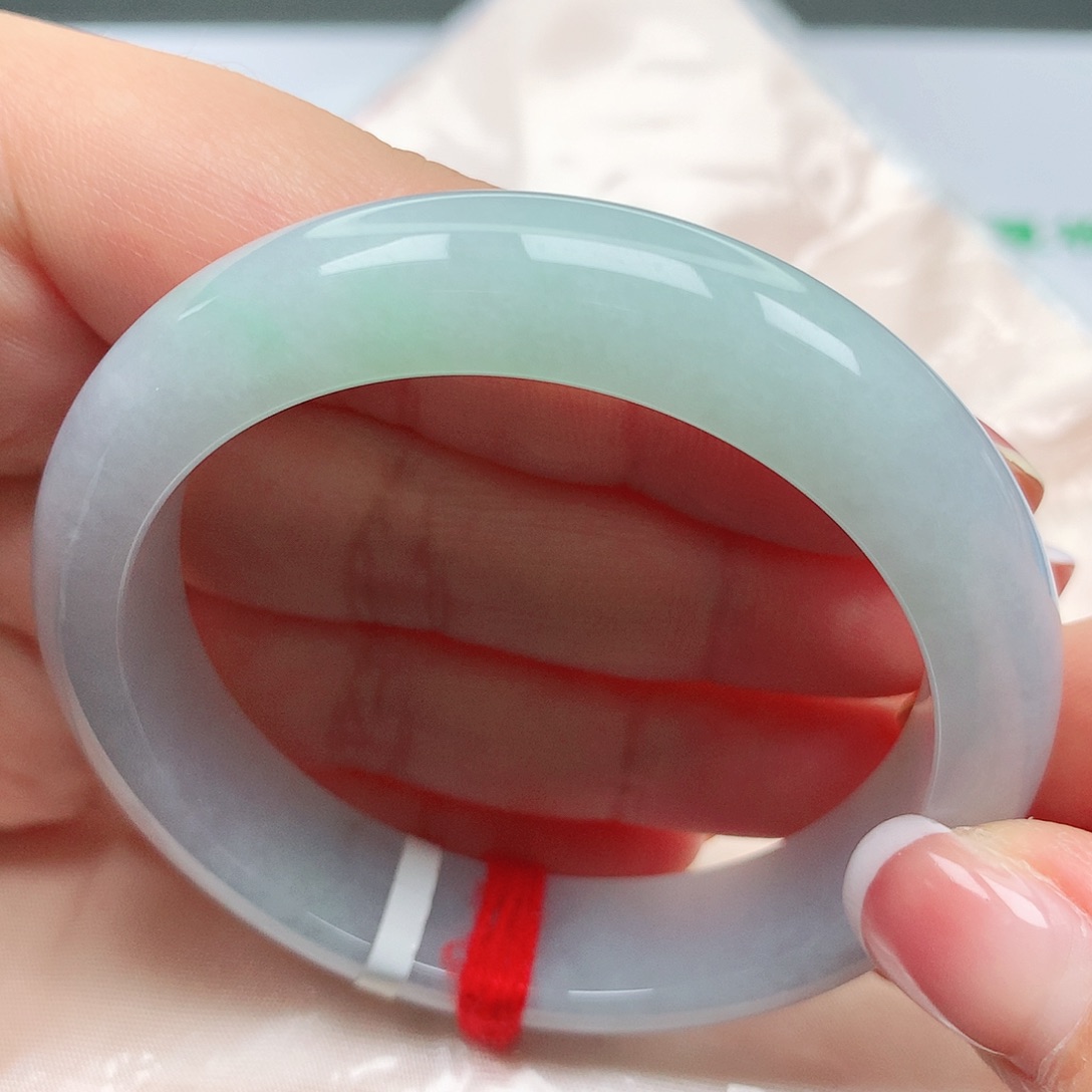 翡翠未镶嵌手镯淡春彩15