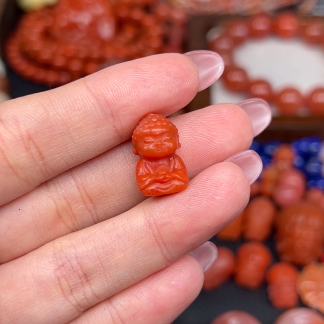 蓝***云南红玛瑙未镶嵌吊坠(不含链)