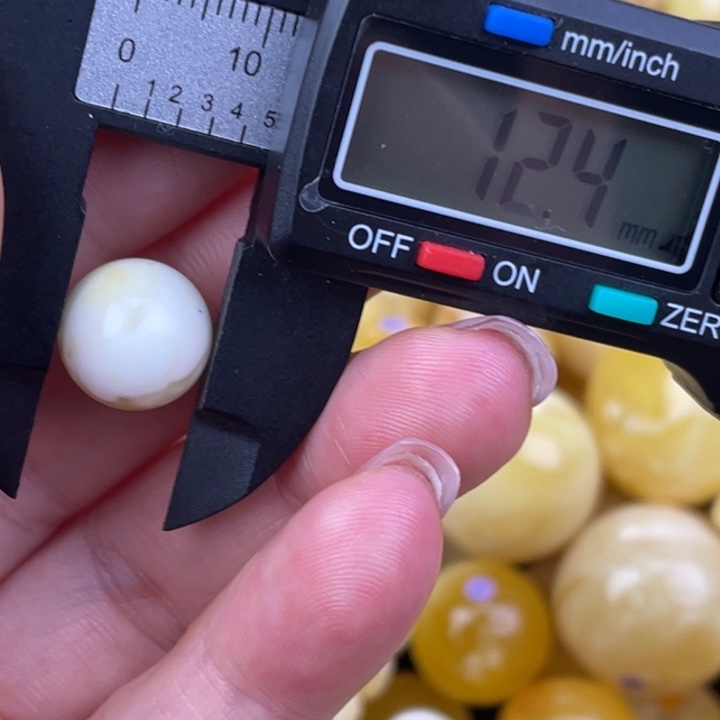 蜜蜡未镶嵌裸石453