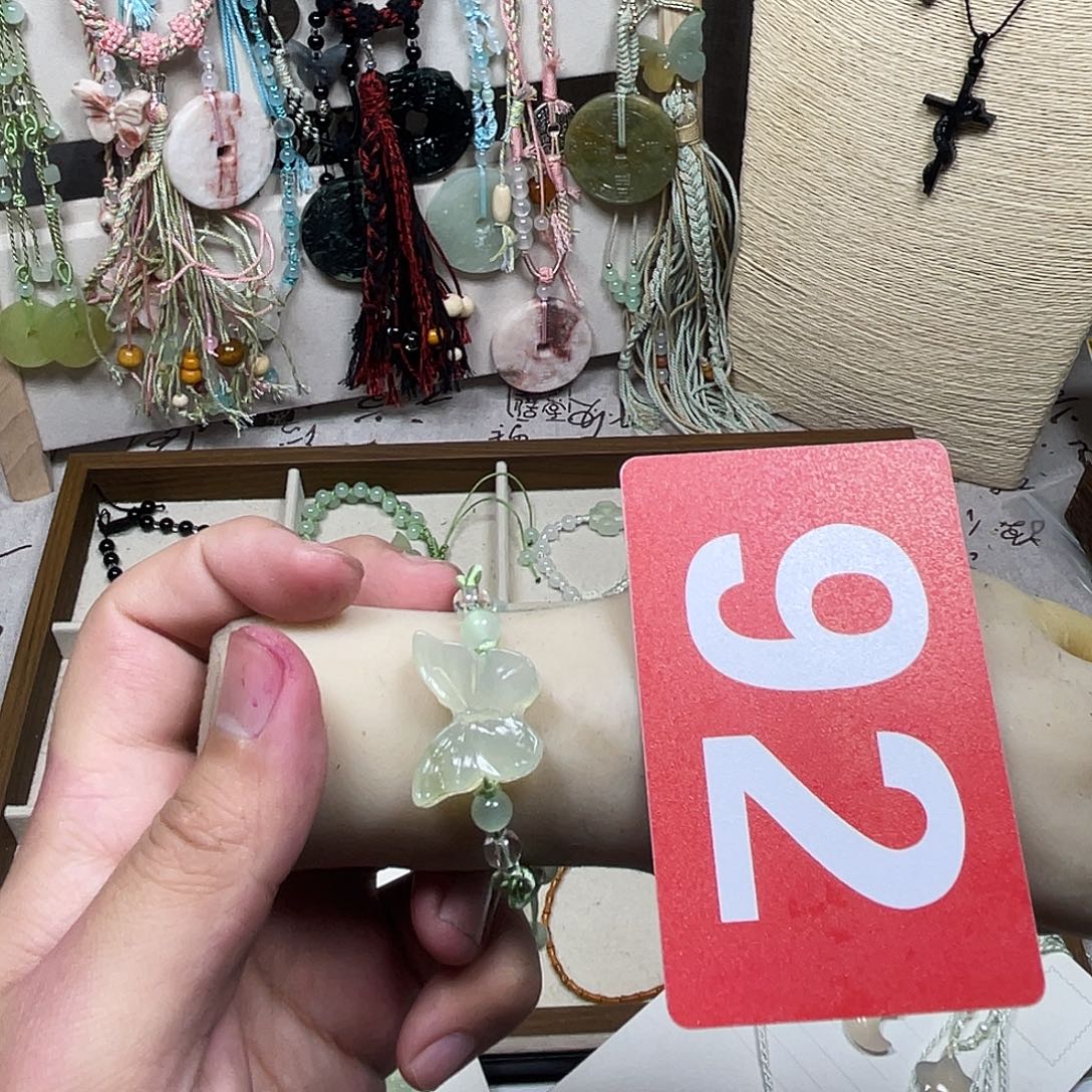 蛇纹石玉合金颈饰