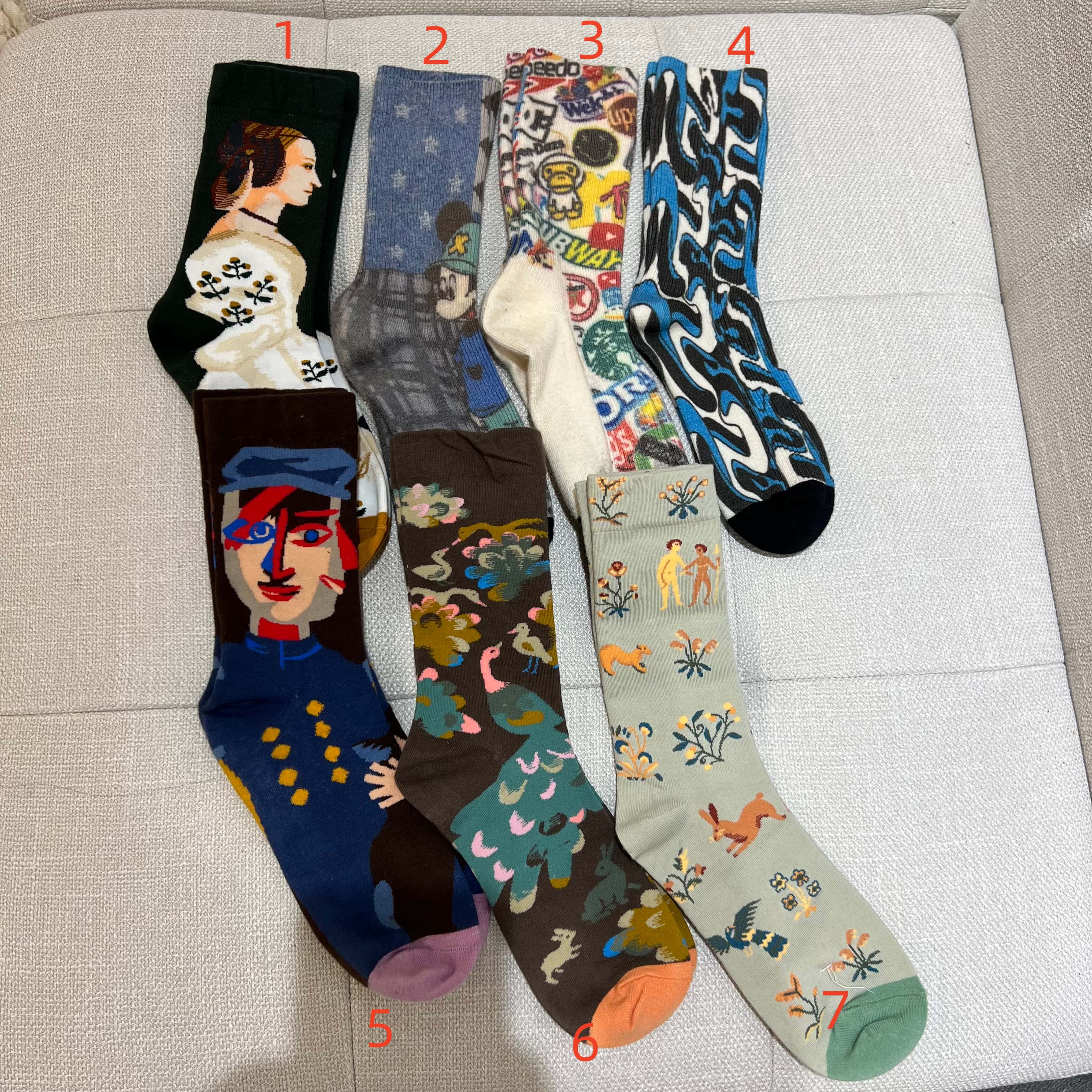 【简白】女防汗油画油画风字母短袜中筒袜68162