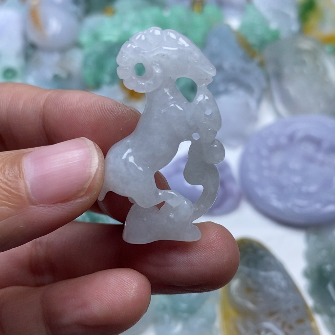 颈饰未镶嵌翡翠翡翠