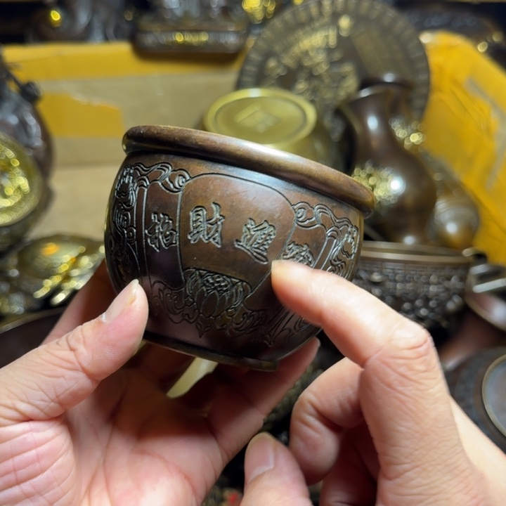 铜器摆件收收藏藏