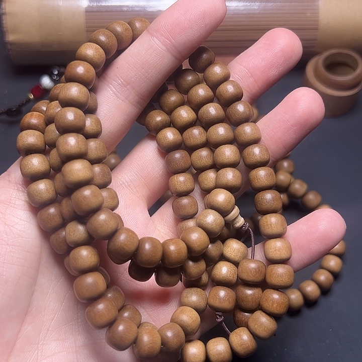 檀香木迈索尔8*9/108顺纹拆房料