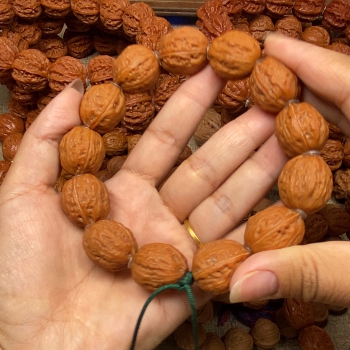 文玩核桃吊坠水晶小枣