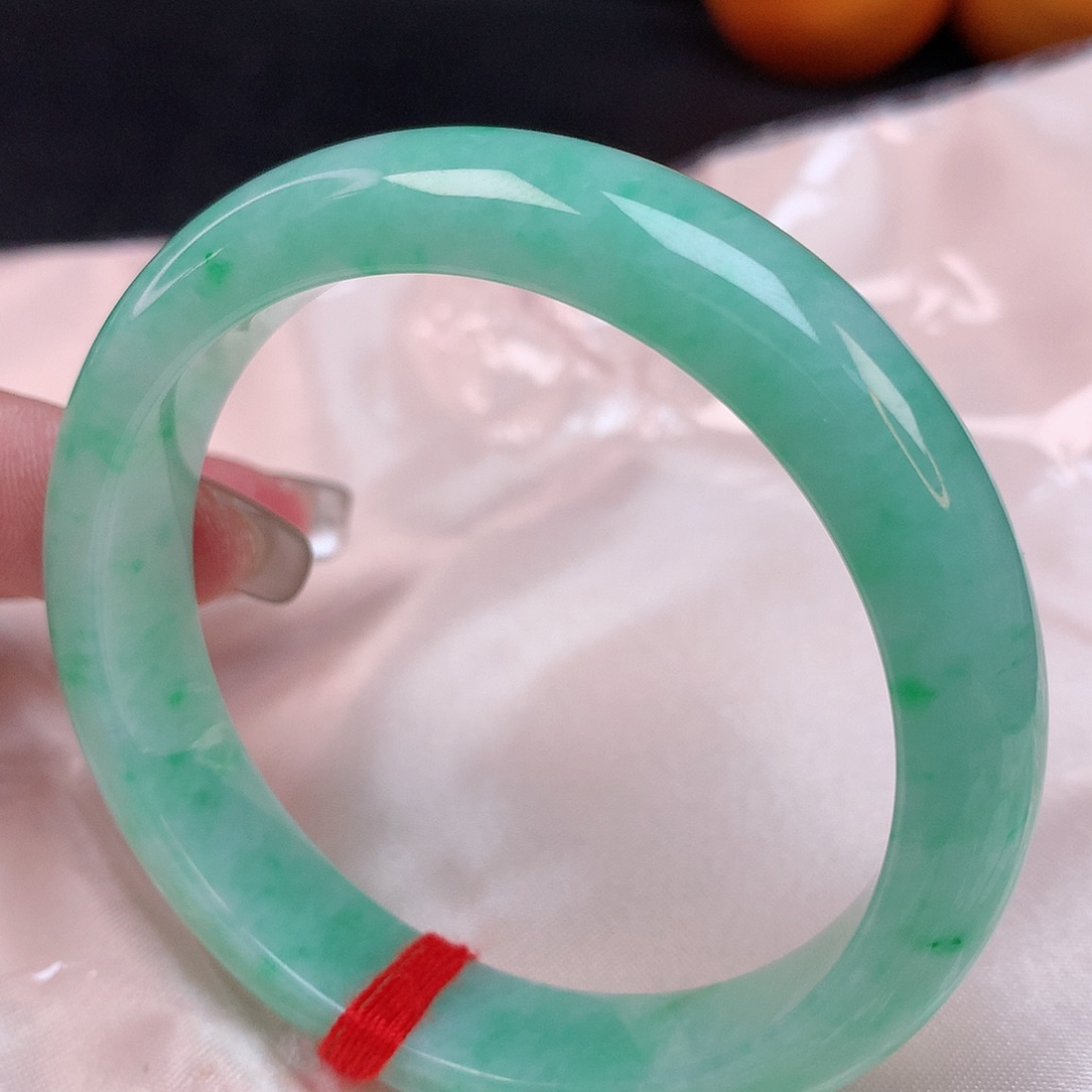 【闪购商品】翡翠手镯未镶嵌54+ 翡翠手镯