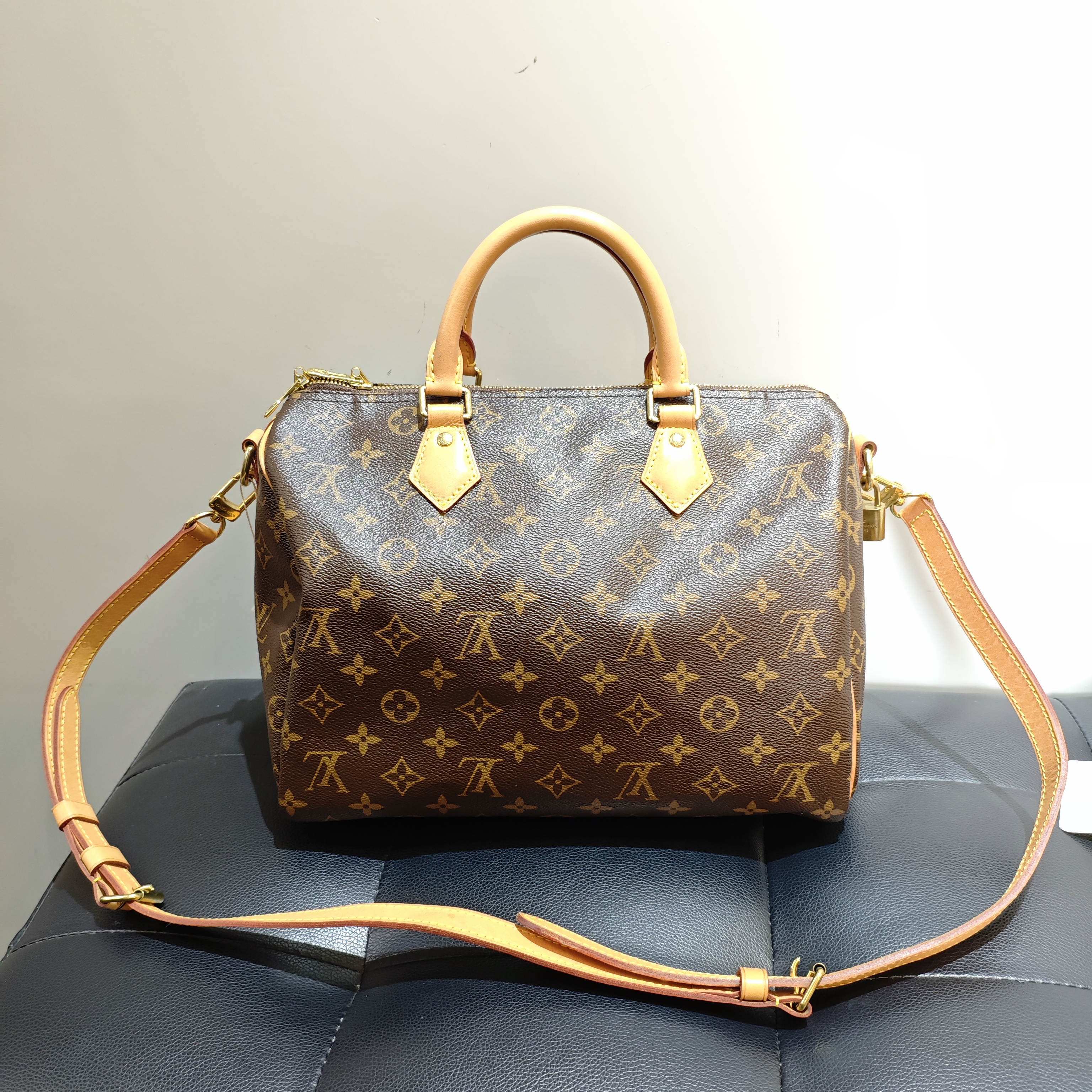 95新 LV LV路易威登Speedy 30肩带款 19年 