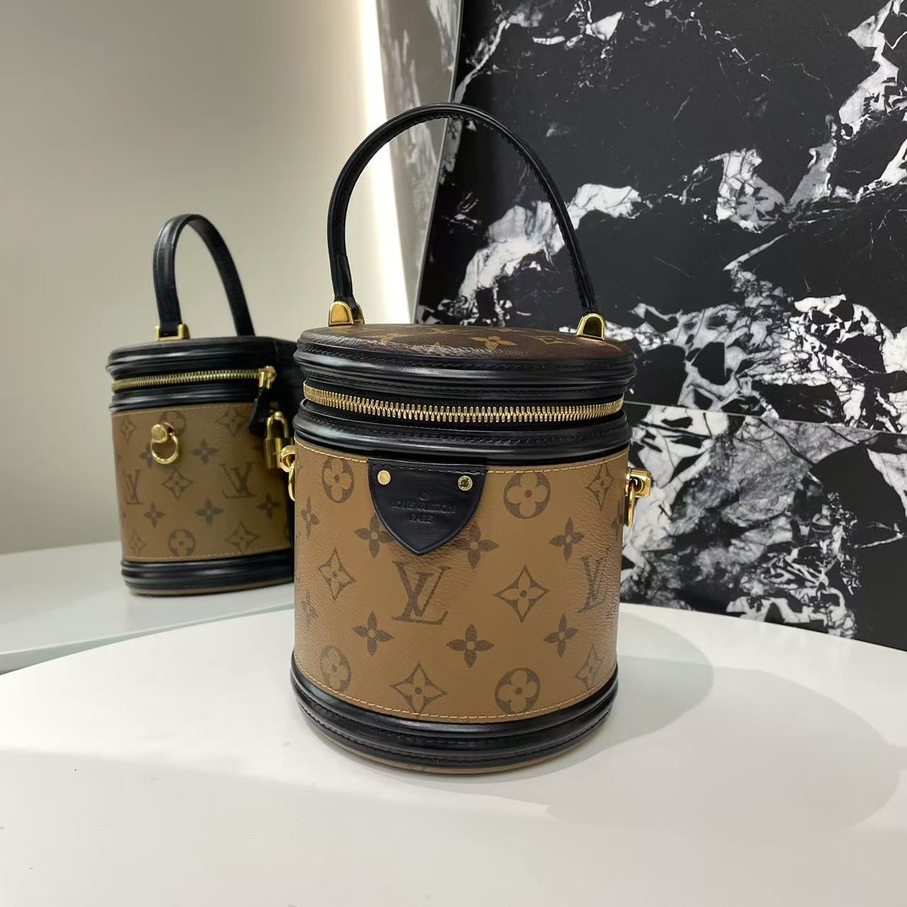 99新 LouisVuitton/路易威登 98新LV芯片款发财桶 斜挎包