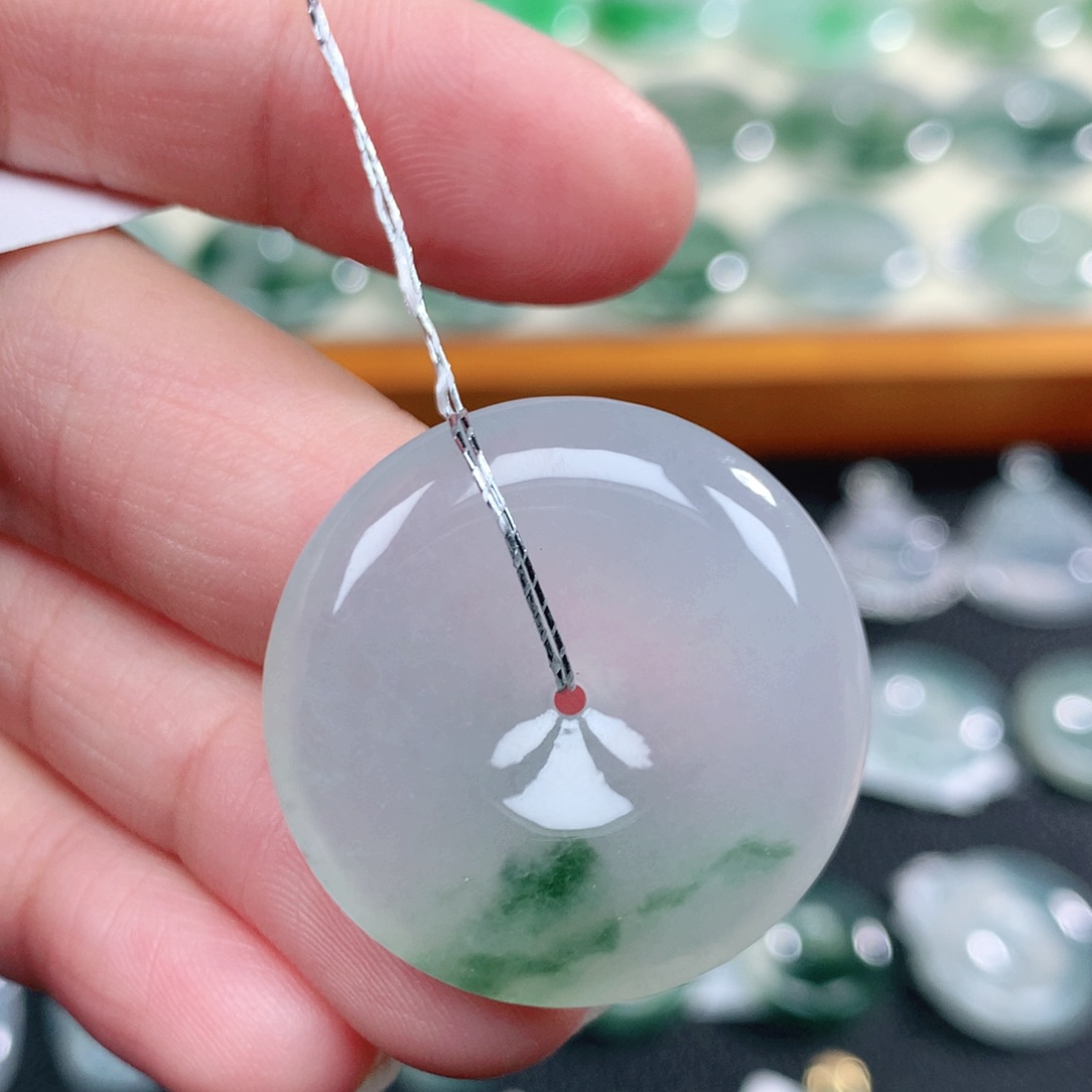 翡翠未镶嵌颈饰28.3-5.8