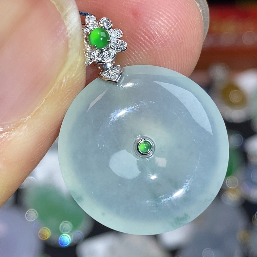 翡翠颈饰18K金镶嵌平安