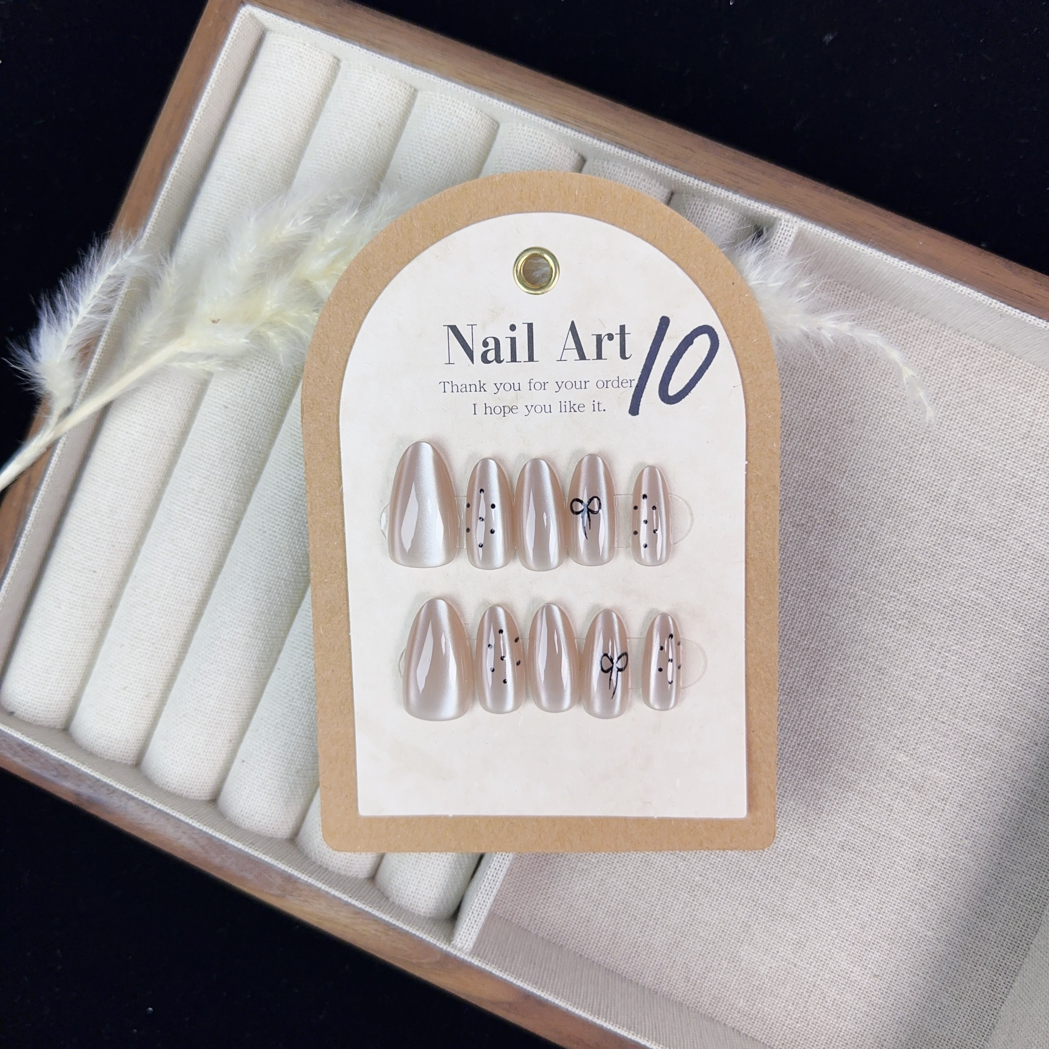 爆款奢华高颜值穿戴甲2024火爆款秋冬高级感显白时尚轻奢美甲 10