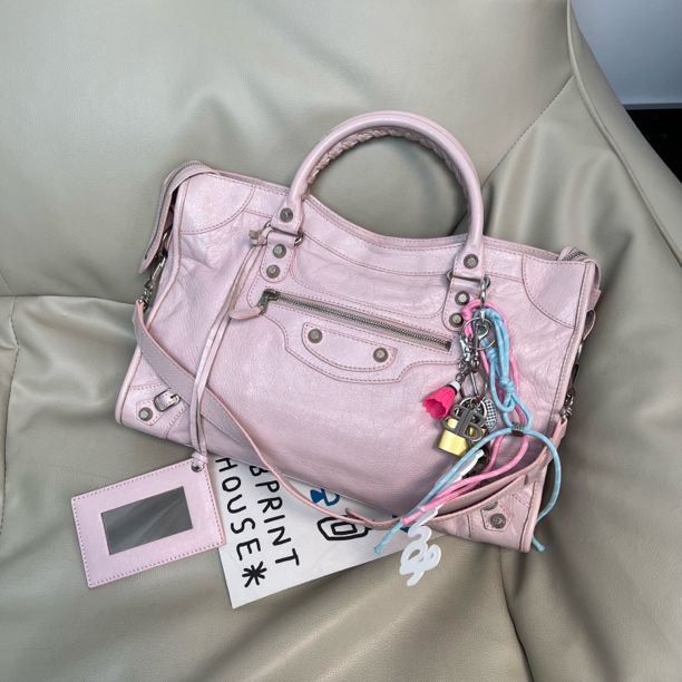 95新 Balenciaga/巴黎世家 粉银中号机车单肩斜挎包