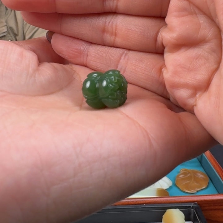 和田玉未镶嵌颈饰12.6