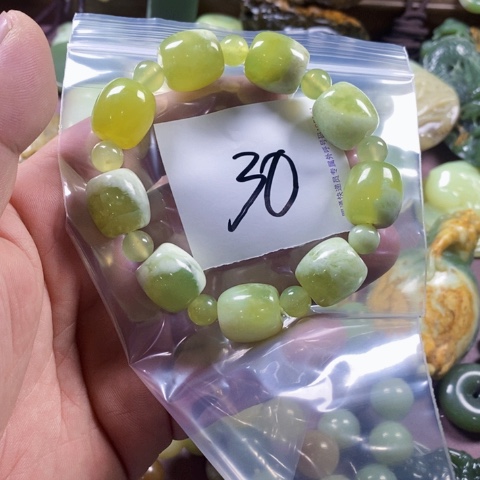 未镶嵌蛇纹石玉手链