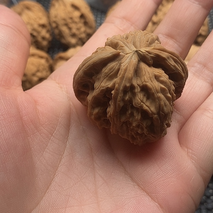 配***易吊坠文玩核桃核桃