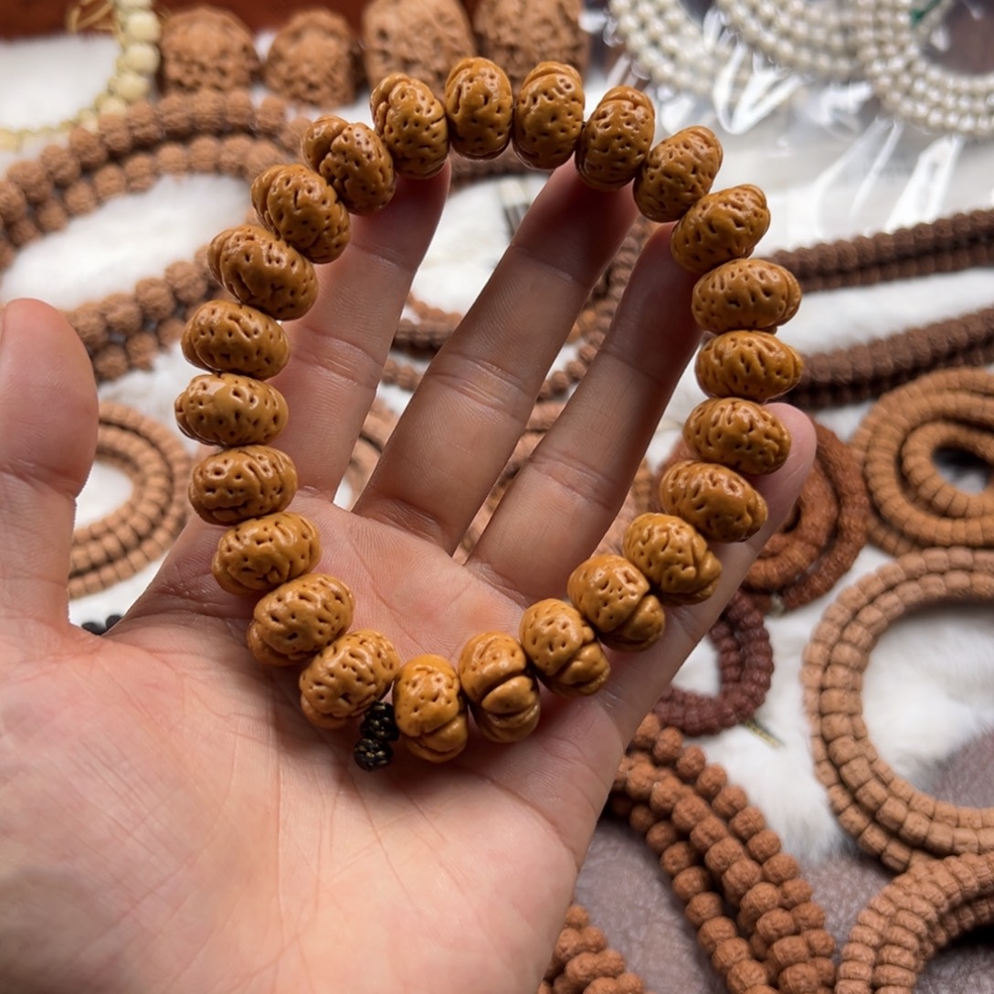 独***行金刚菩提吊坠独行桃核