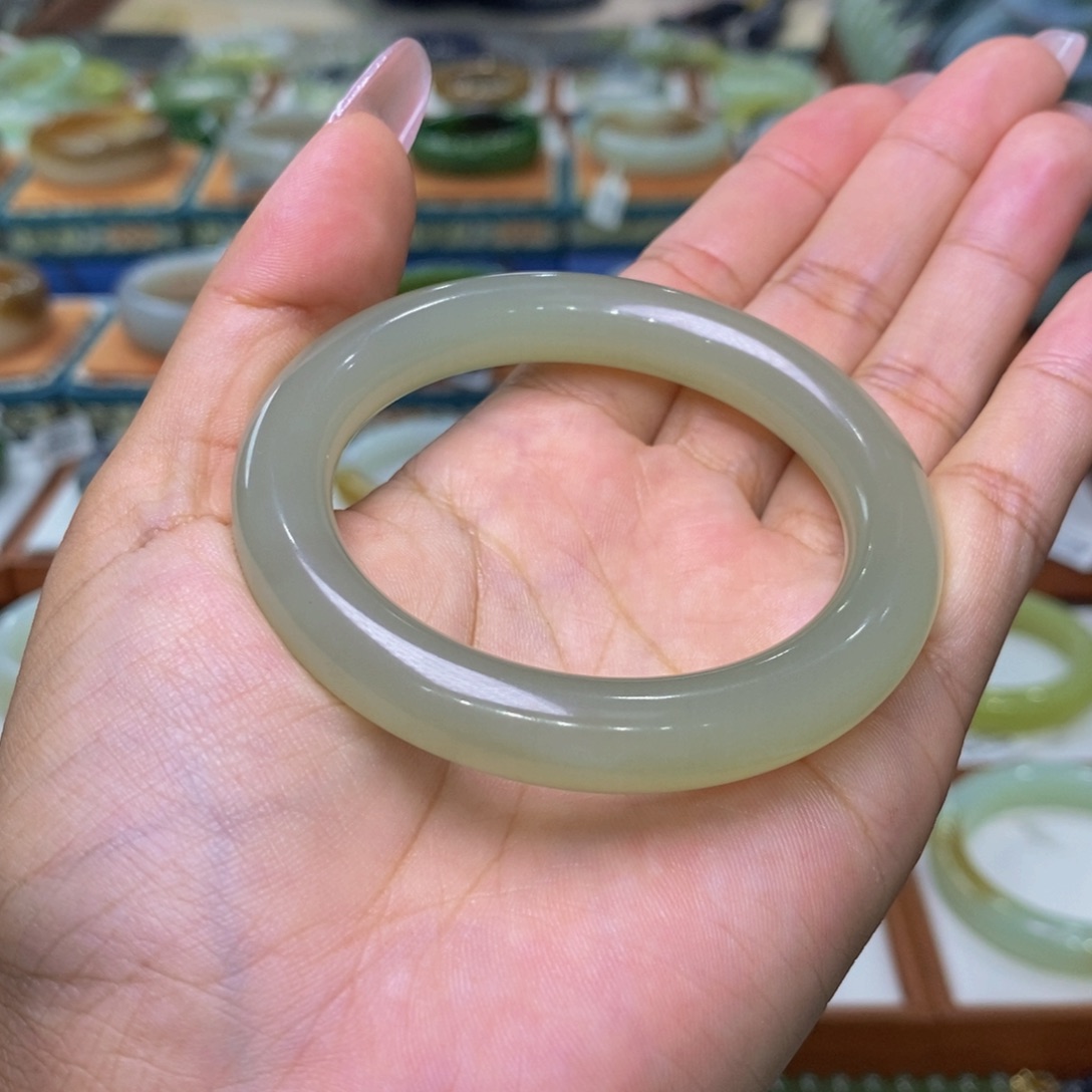 和田玉未镶嵌手镯和田玉高冰葡萄肉5253