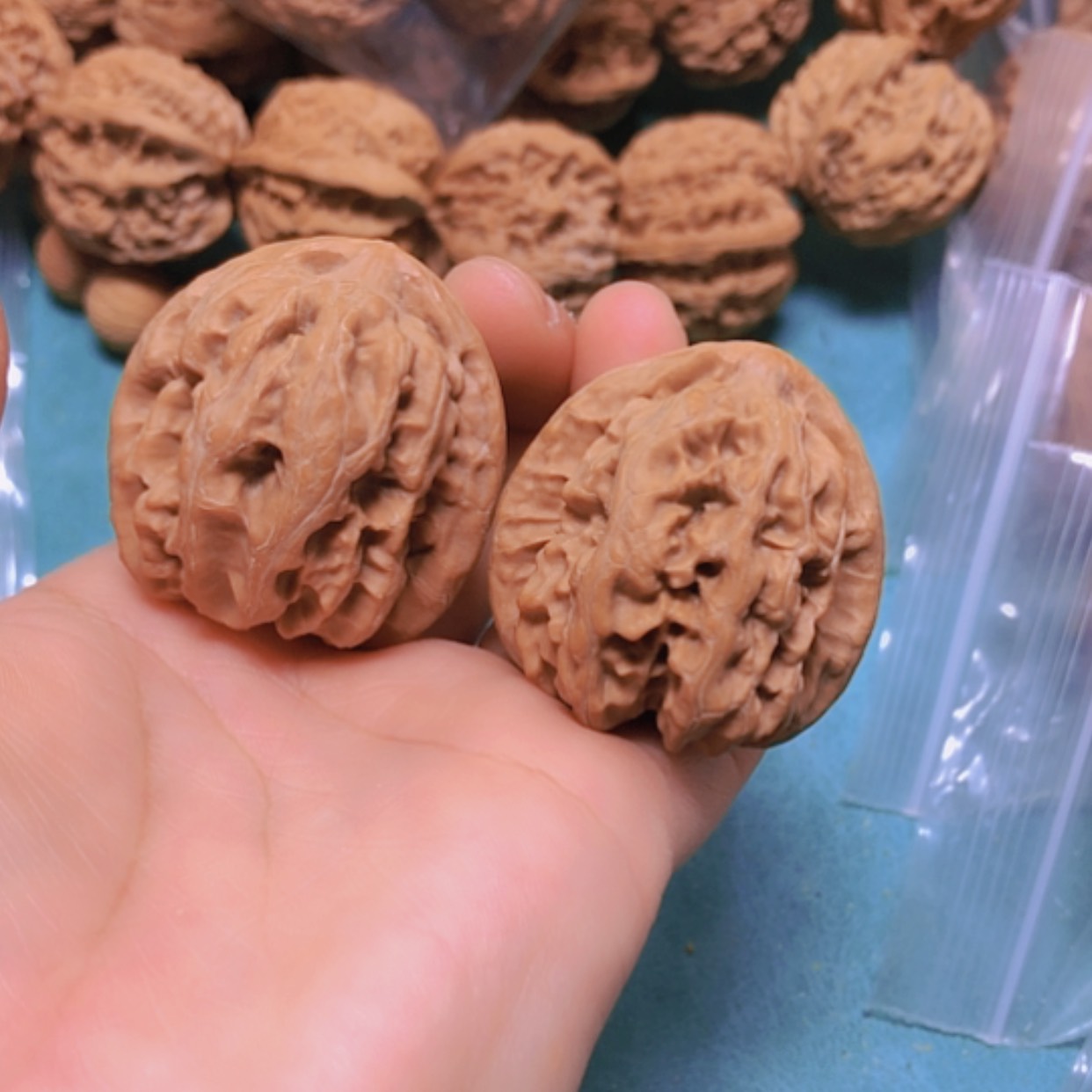 【闪购商品】把件核桃42平谷方块有修