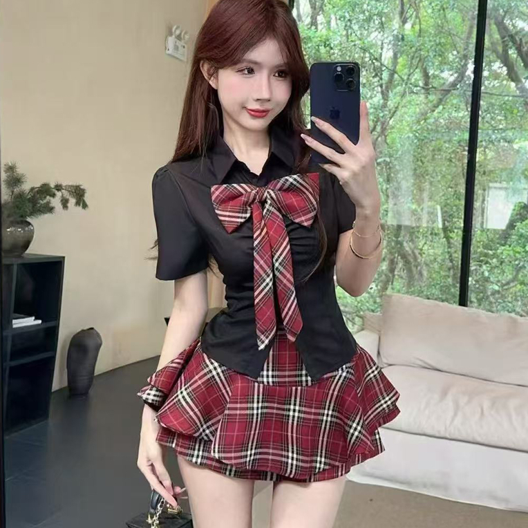 (主播發財)各种杂款衣服 默认瑕疵No退No换(完美主义不要拍)