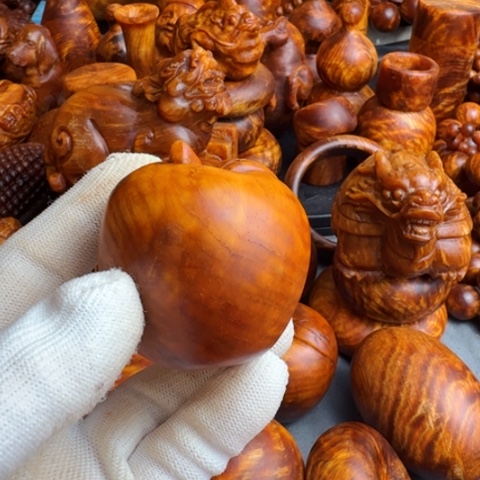 松木（琥珀木）无事牌小瑕疵