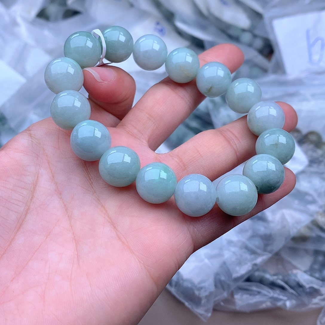 未镶嵌手串定制翡翠