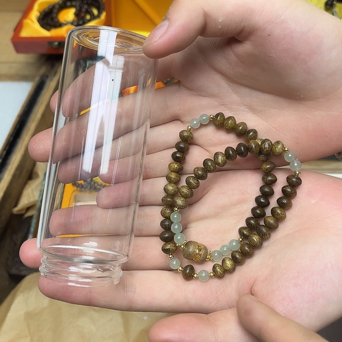 大叶紫檀（黑酸枝木类）