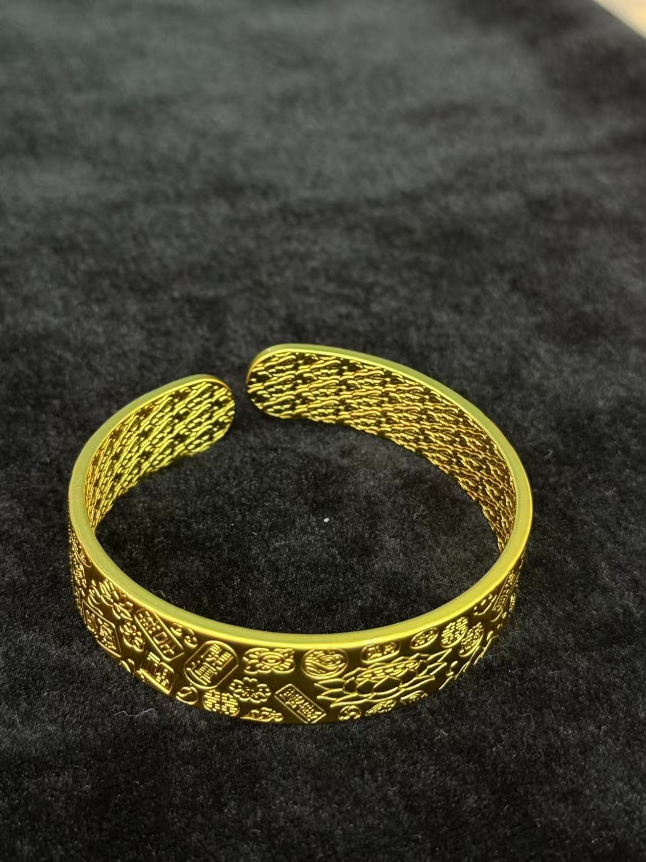 安安专属高端轻奢百搭吉言开口宽版合金手镯（DH56257）